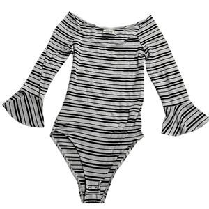 Abercrombie & Fitch Body Suit Flounce Sleeves Womens Small Striped Black White